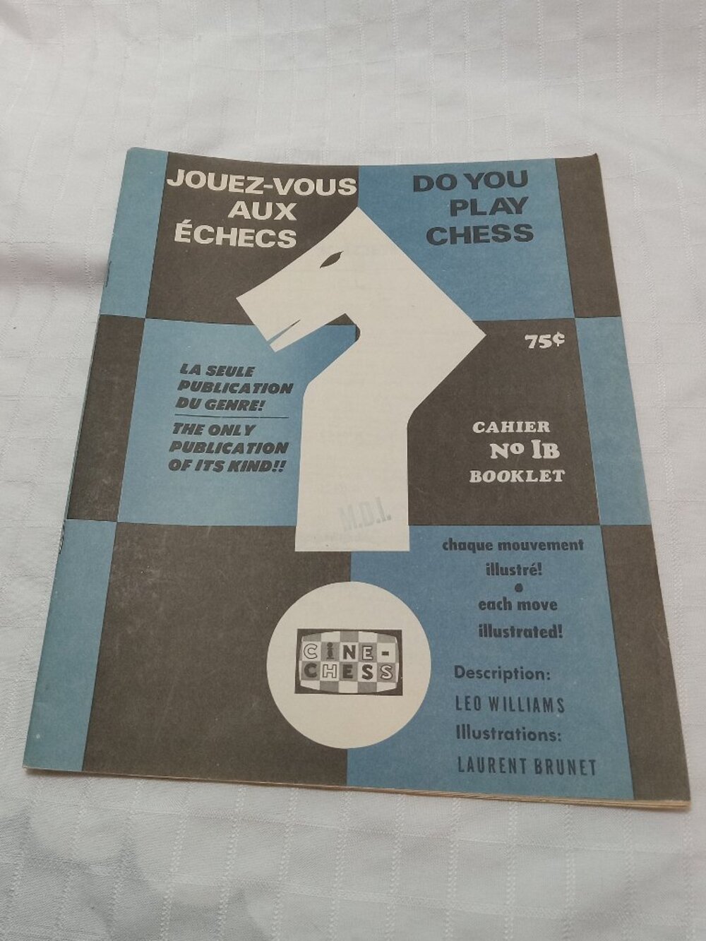 Vintage "Do you play chess" book